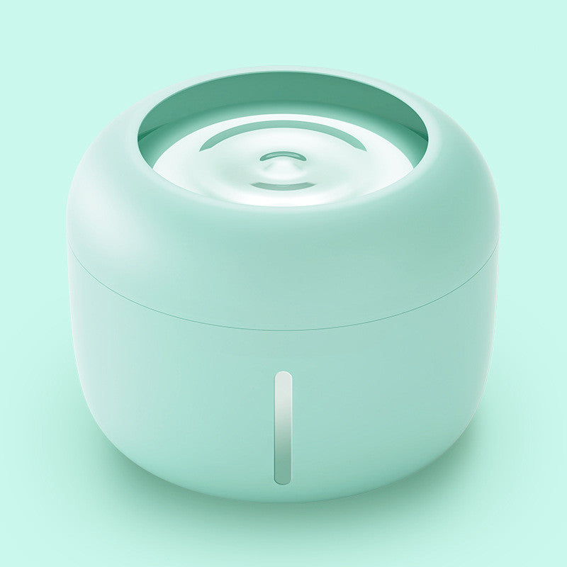 Silent pet water feeder